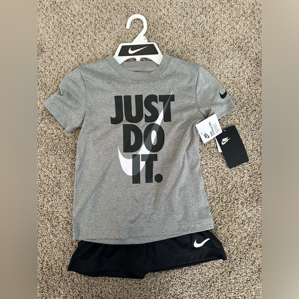 Boys Nike set